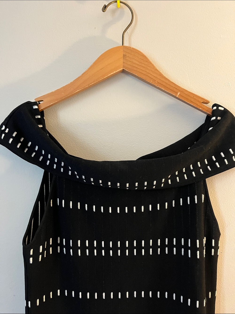 Ever New Black and White One-Shoulder Shift Dress - Picture 2 of 6